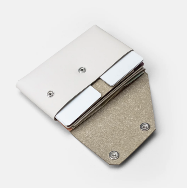 Lemur Travel Wallet, hellgrau, geöffnet